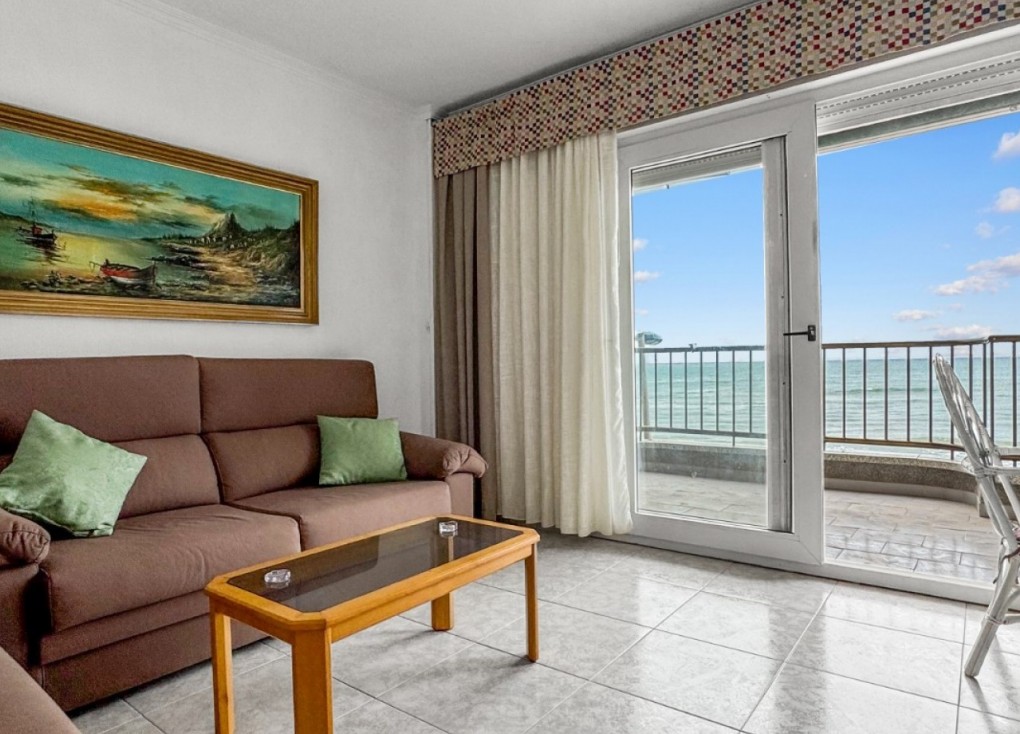 Resale - Apartment - Torrevieja - Playa de los Locos