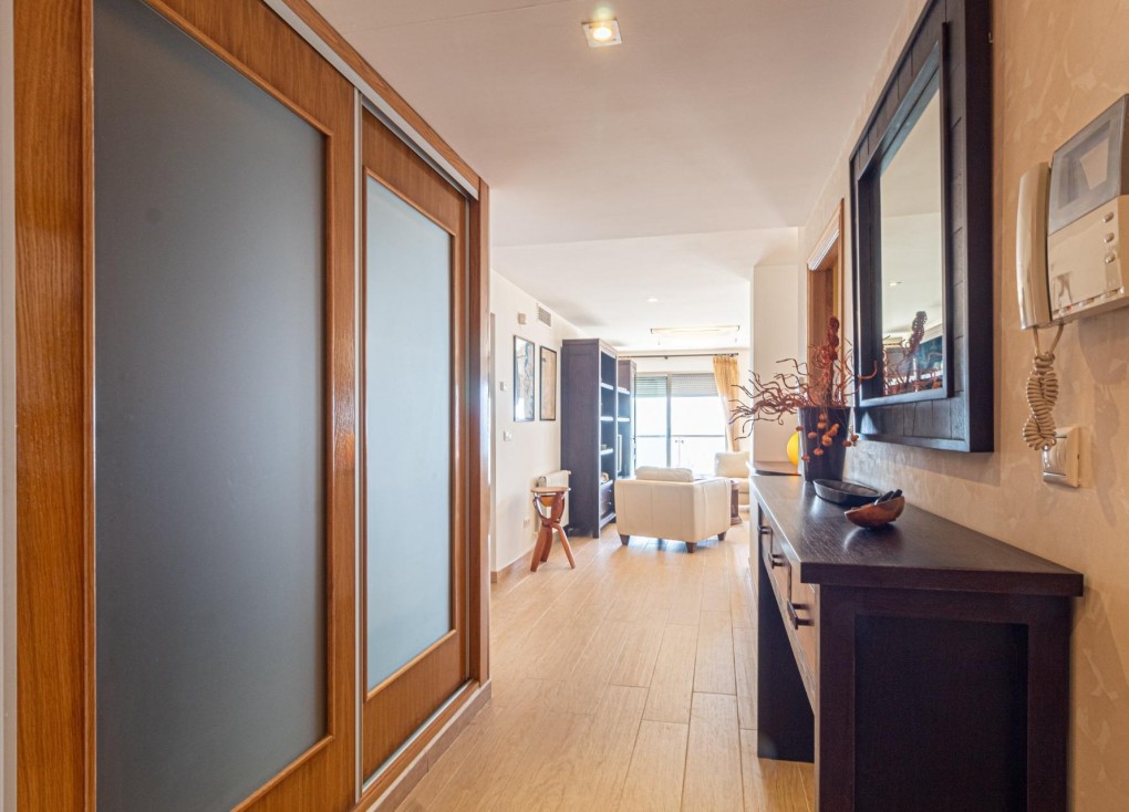 Resale - Apartment - Torrevieja - Playa de los Locos