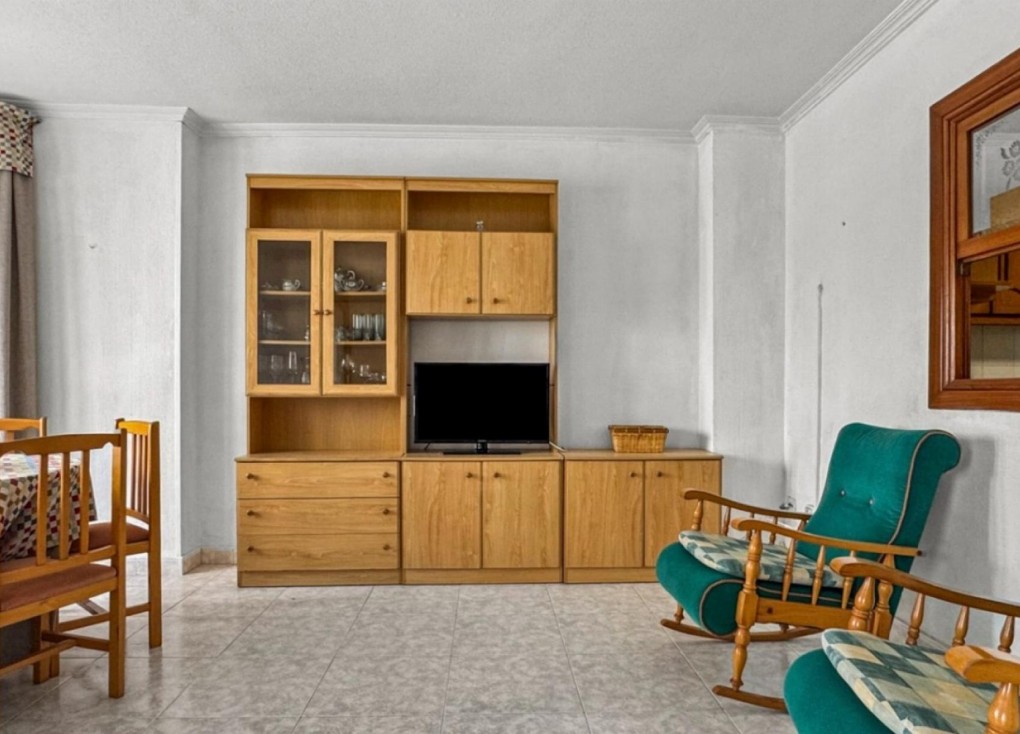 Resale - Apartment - Torrevieja - Playa de los Locos