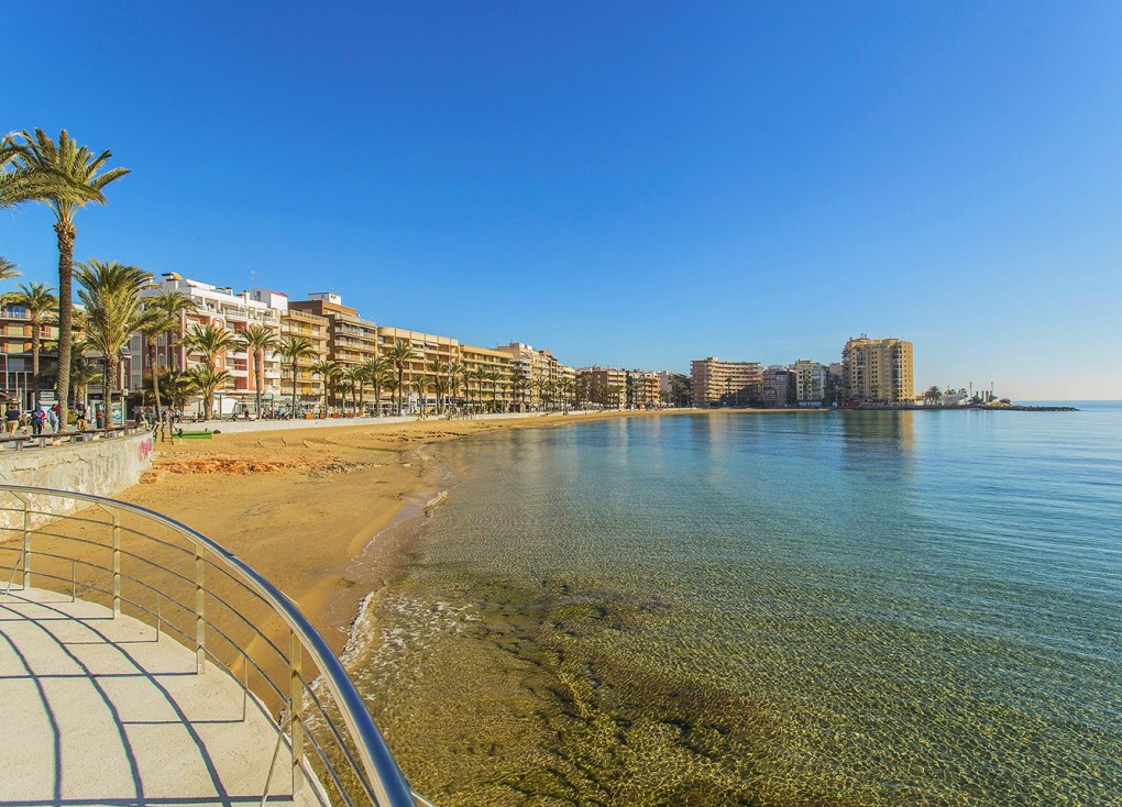 Resale - Apartment - Torrevieja - Playa del Cura