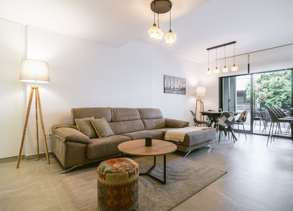 Resale - Apartment - Torrevieja - Playa del Cura