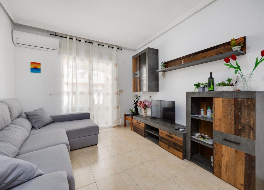 Resale - Apartment - Torrevieja - Playa del Cura