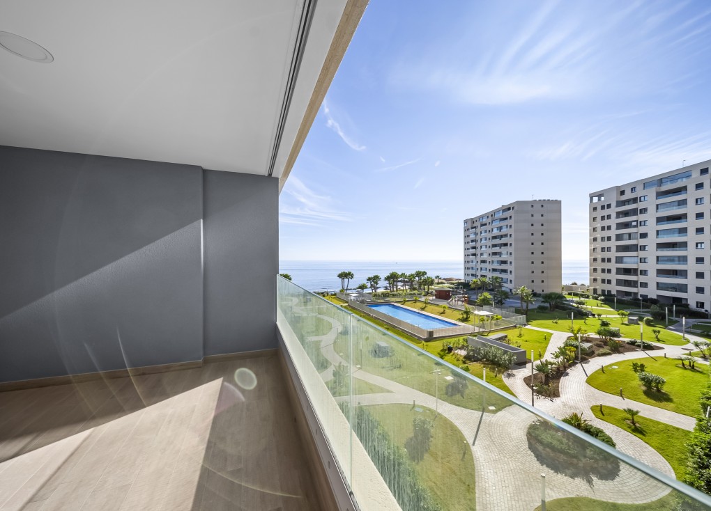 Resale - Apartment - Torrevieja - Punta Prima
