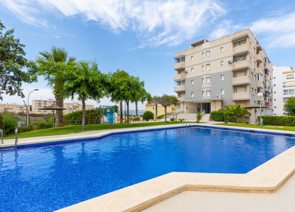 Resale - Apartment - Torrevieja - Torreblanca
