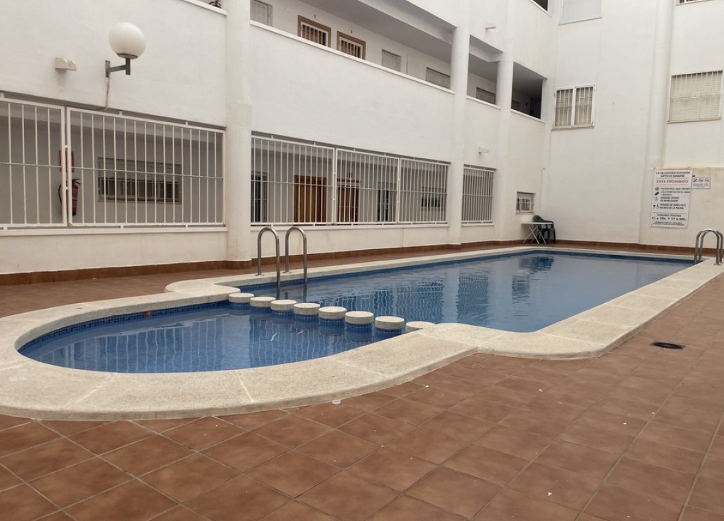 Resale - Apartment - Torrevieja