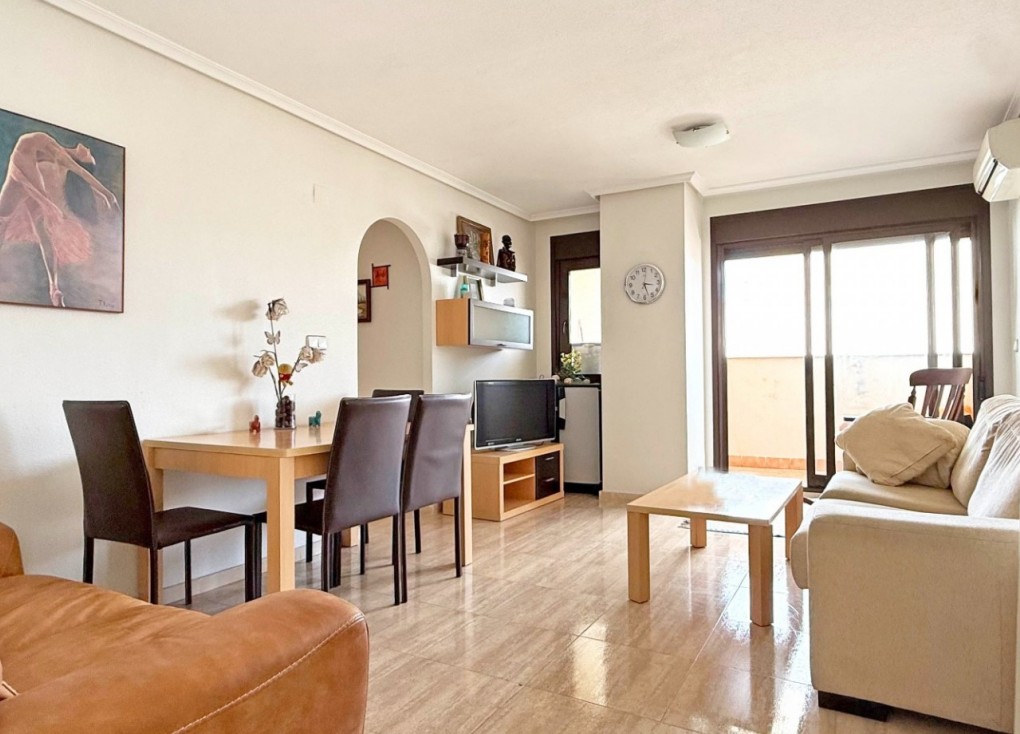 Resale - Apartment - Torrevieja