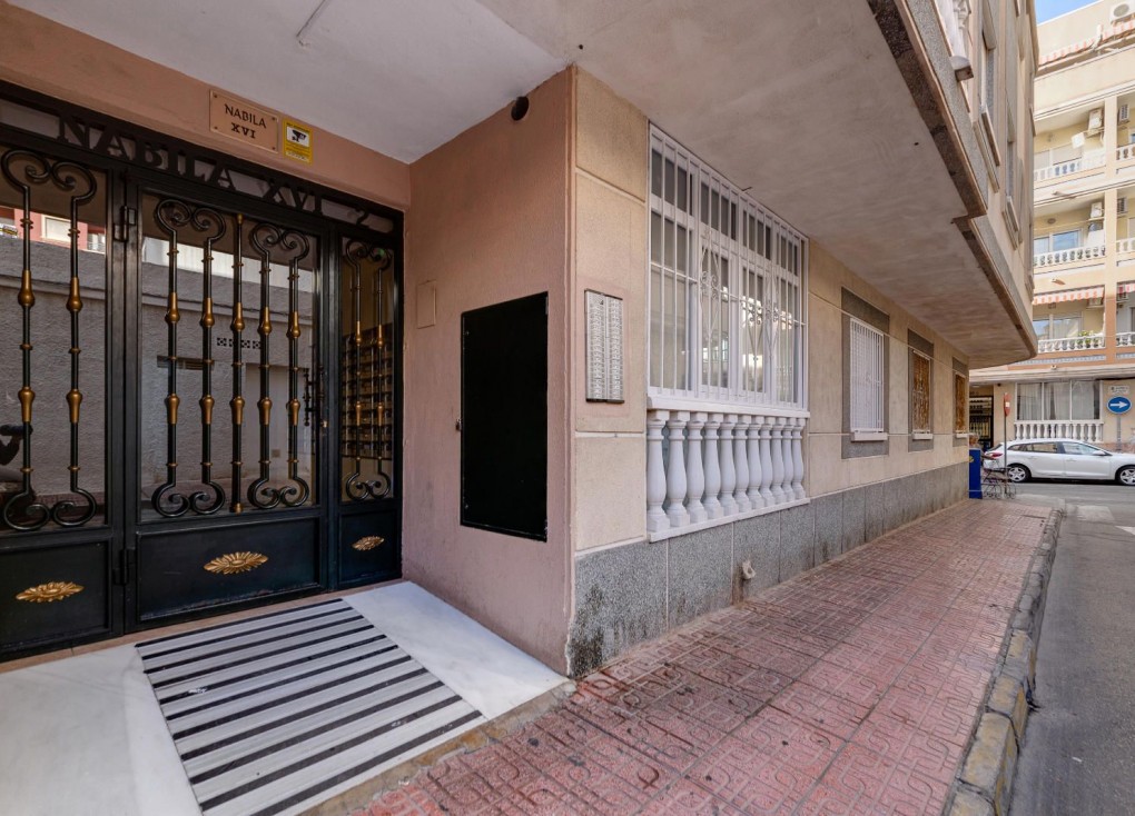 Resale - Apartment - Torrevieja