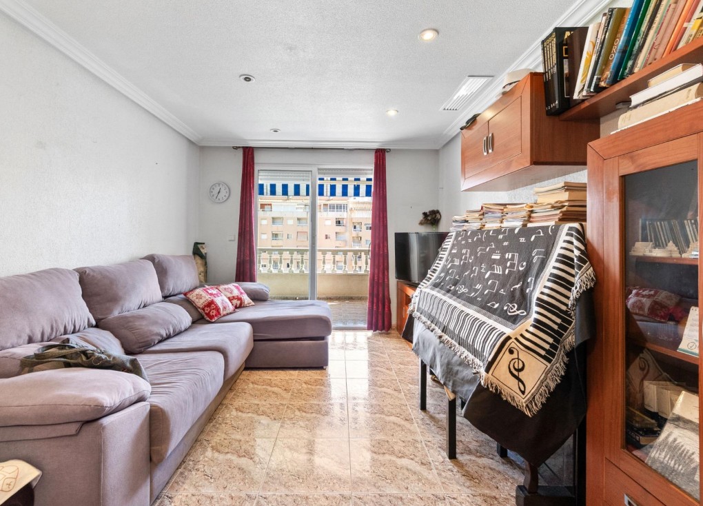 Resale - Apartment - Torrevieja