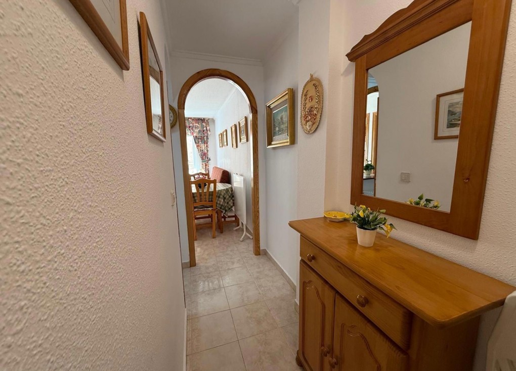 Resale - Apartment - Torrevieja