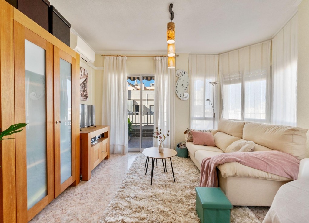 Resale - Apartment - Torrevieja