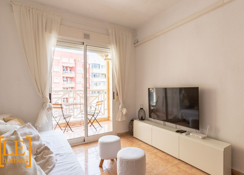 Resale - Apartment - Torrevieja