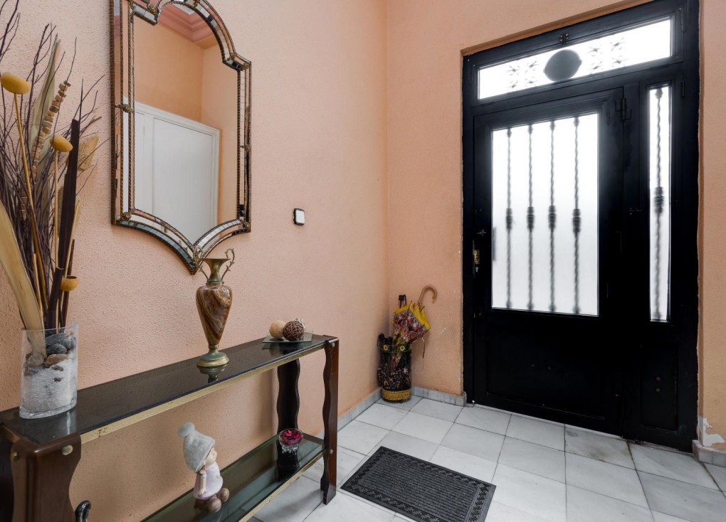 Resale - Apartment - Torrevieja