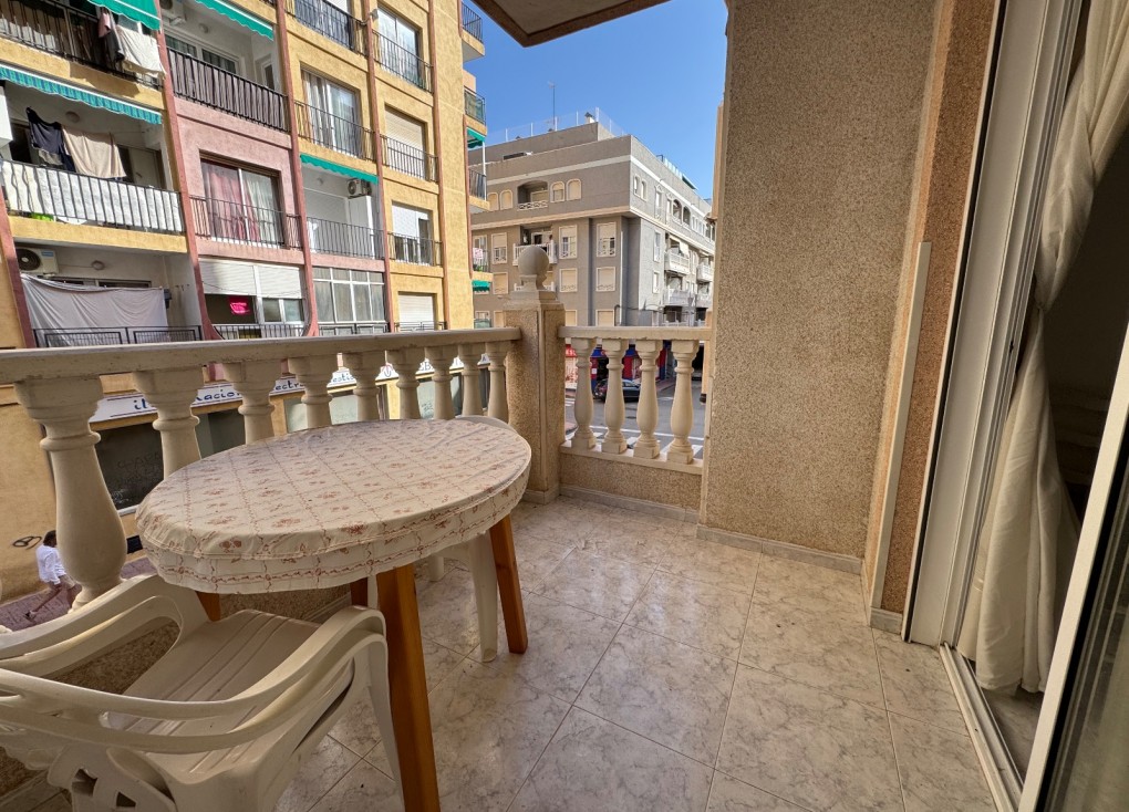 Resale - Apartment - Torrevieja