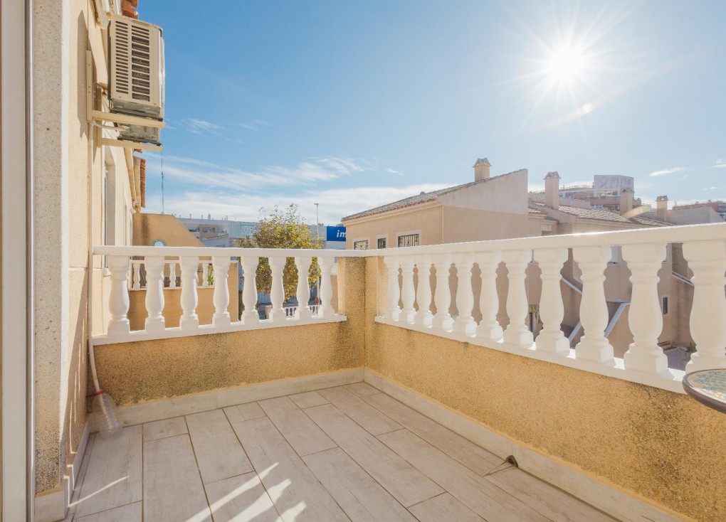 Resale - Apartment - Torrevieja