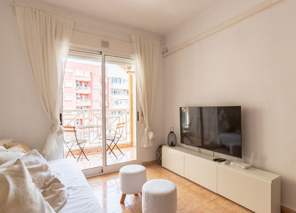 Resale - Apartment - Torrevieja