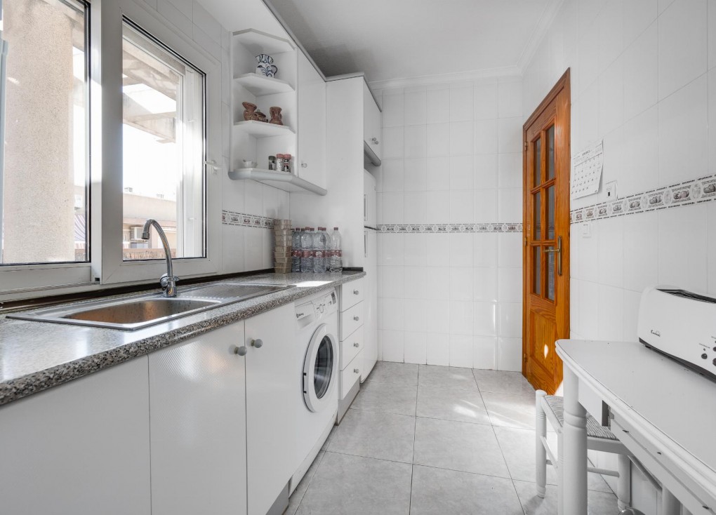 Resale - Apartment - Torrevieja