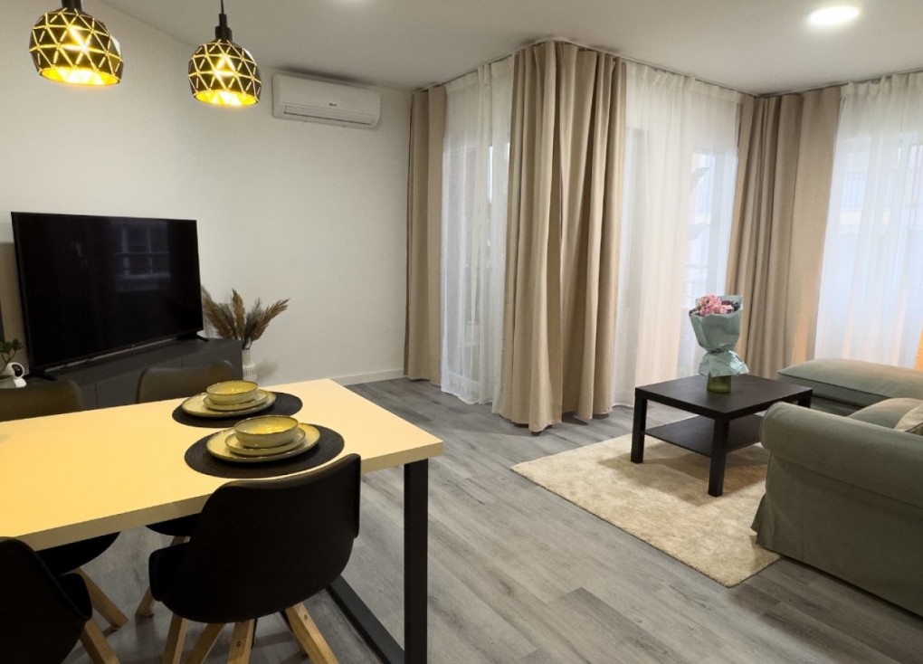 Resale - Apartment - Torrevieja