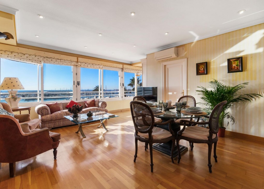 Resale - Apartment - Torrevieja