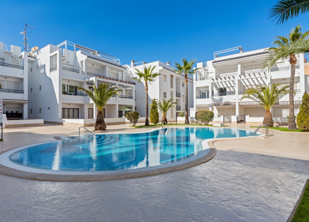 Resale - Apartment - Torrevieja