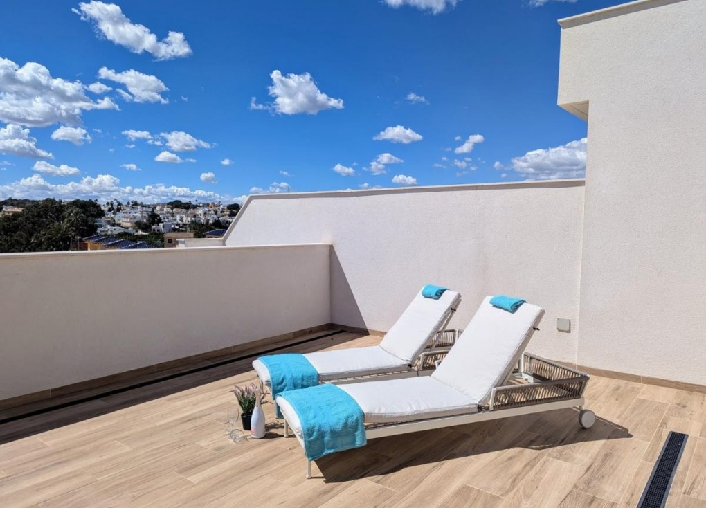 Resale - Apartment - Villamartín