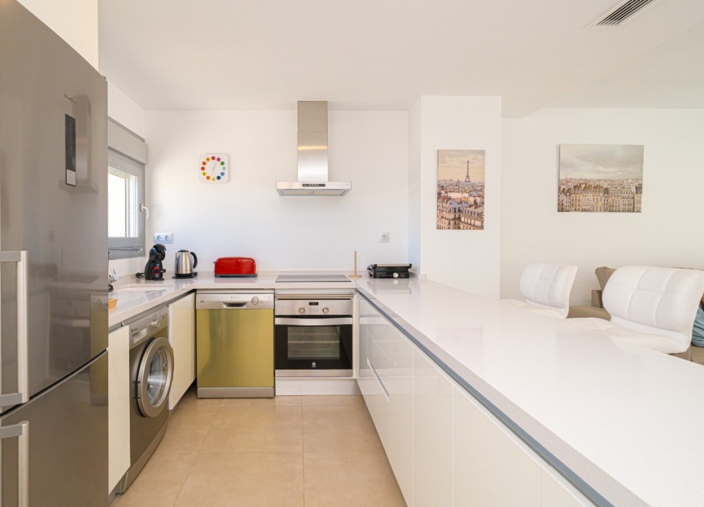 Resale - Apartment - Vistabella Golf