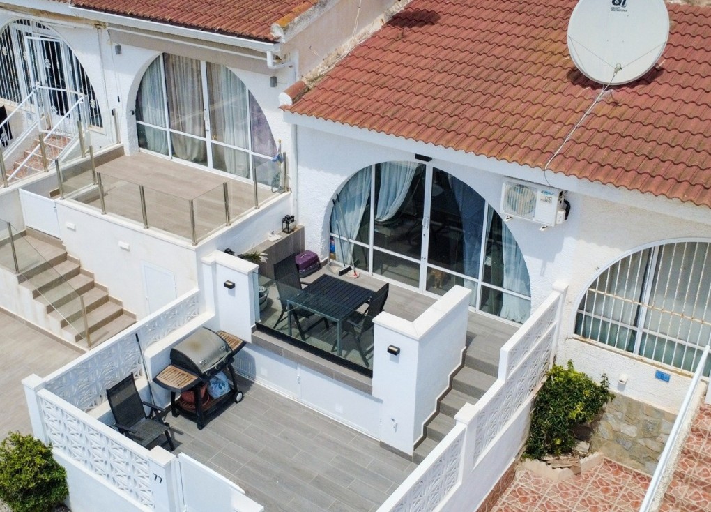 Resale - Bungalow - Ciudad quesada