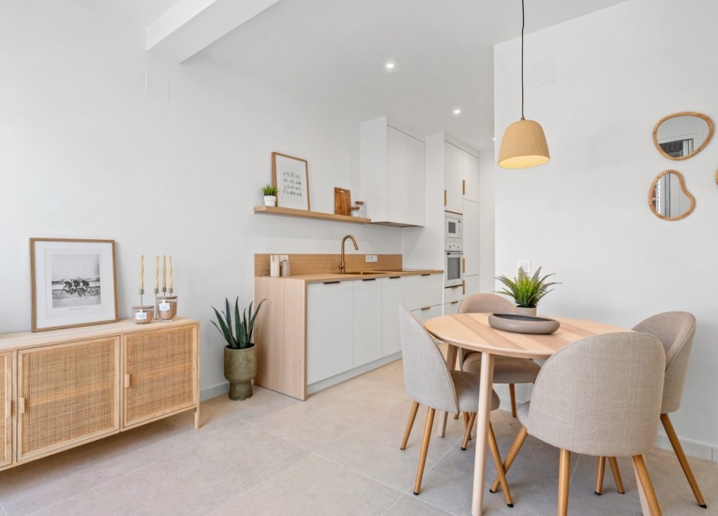 Resale - Bungalow - La Siesta