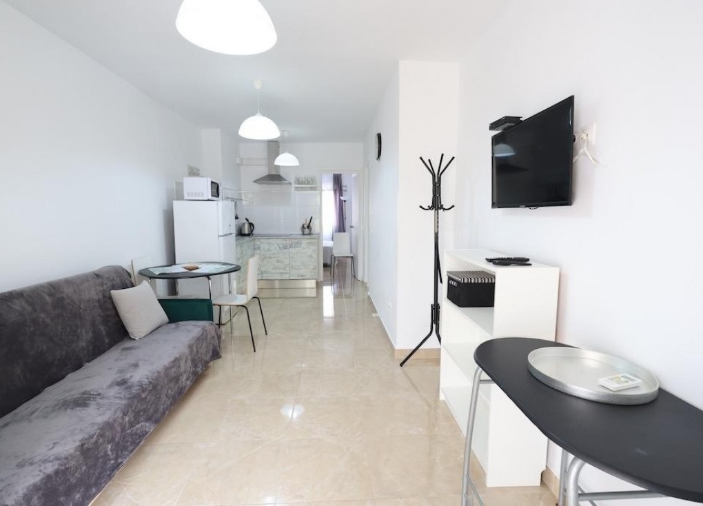 Resale - Bungalow - Orihuela Costa - Campoamor