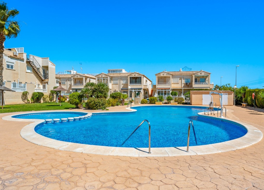 Resale - Bungalow - Orihuela Costa - Playa Flamenca