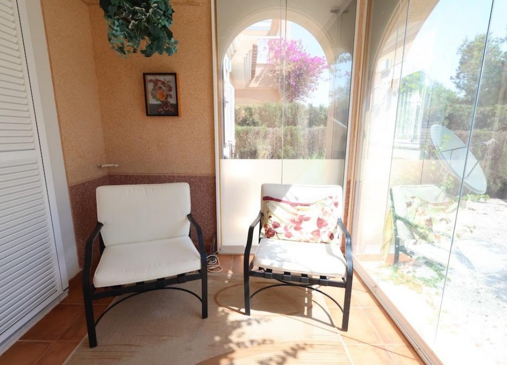 Resale - Bungalow - Orihuela Costa - Punta Prima