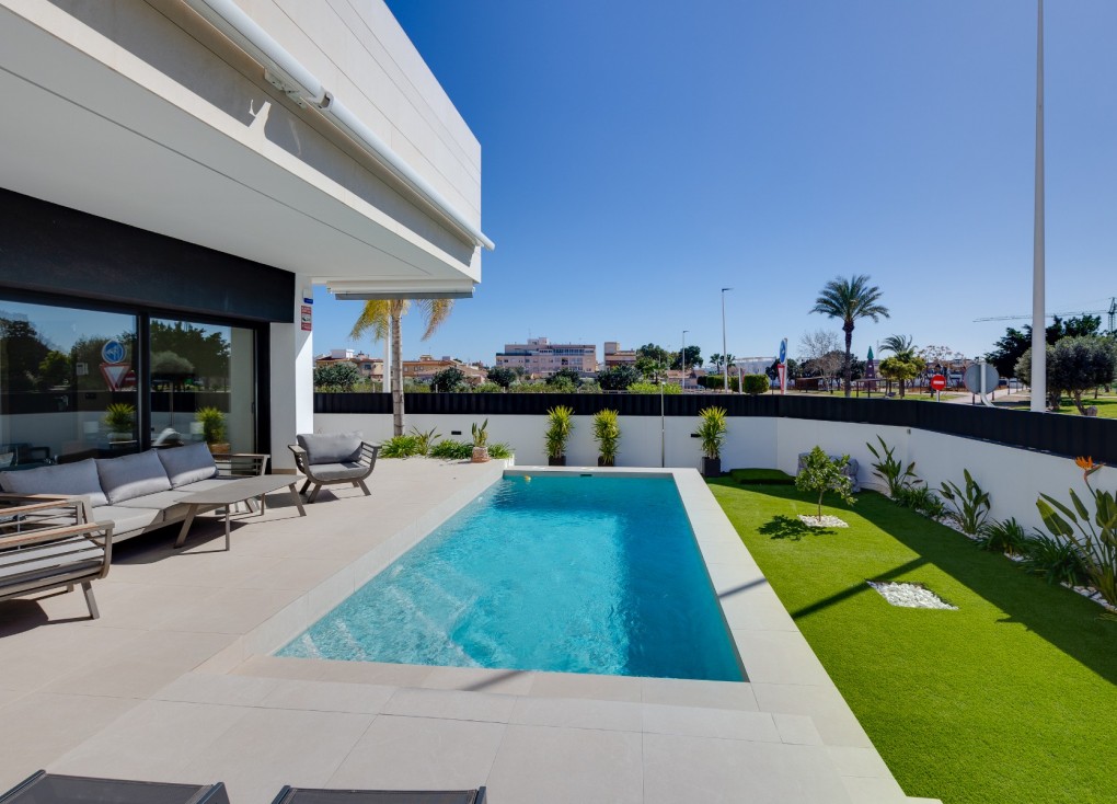 Resale - Bungalow - Pilar de la Horadada