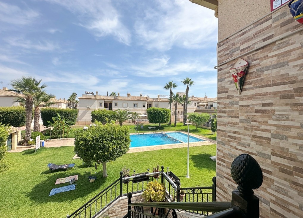 Resale - Bungalow - Torrevieja - Aguas Nuevas