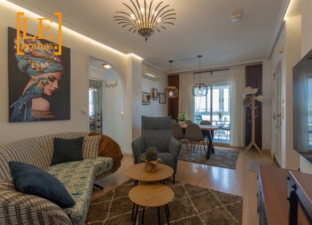 Resale - Bungalow - Torrevieja - Aguas Nuevas