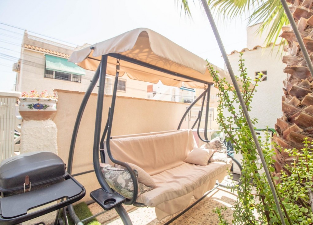Resale - Bungalow - Torrevieja - Los Frutales