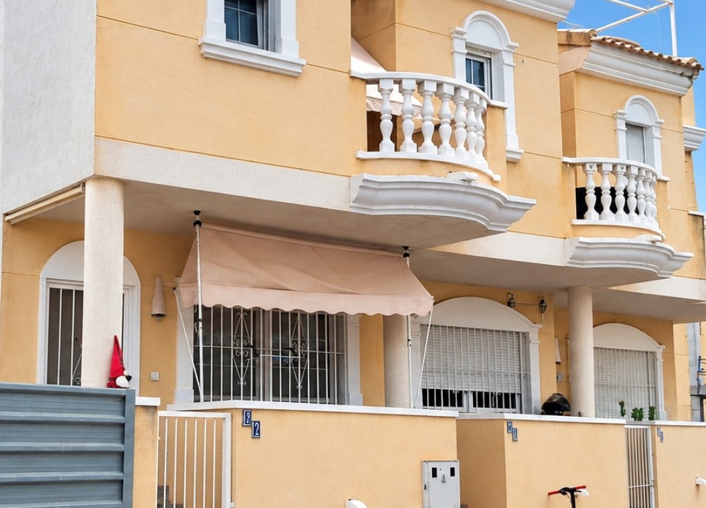 Resale - Chalet - Almoradí - Heredades
