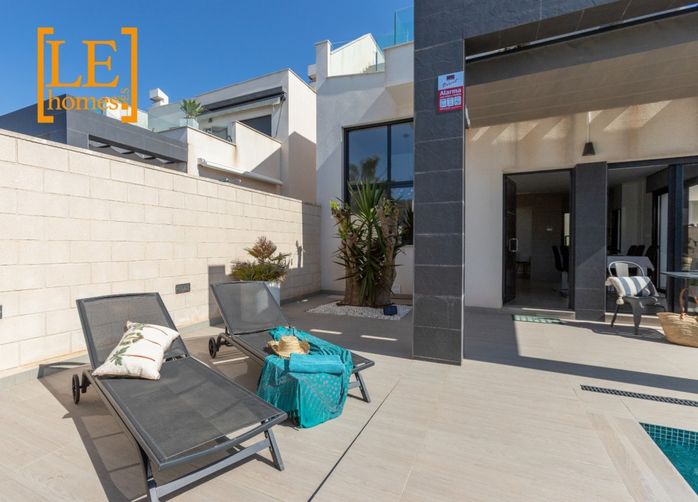 Resale - Chalet - Ciudad quesada - Rojales