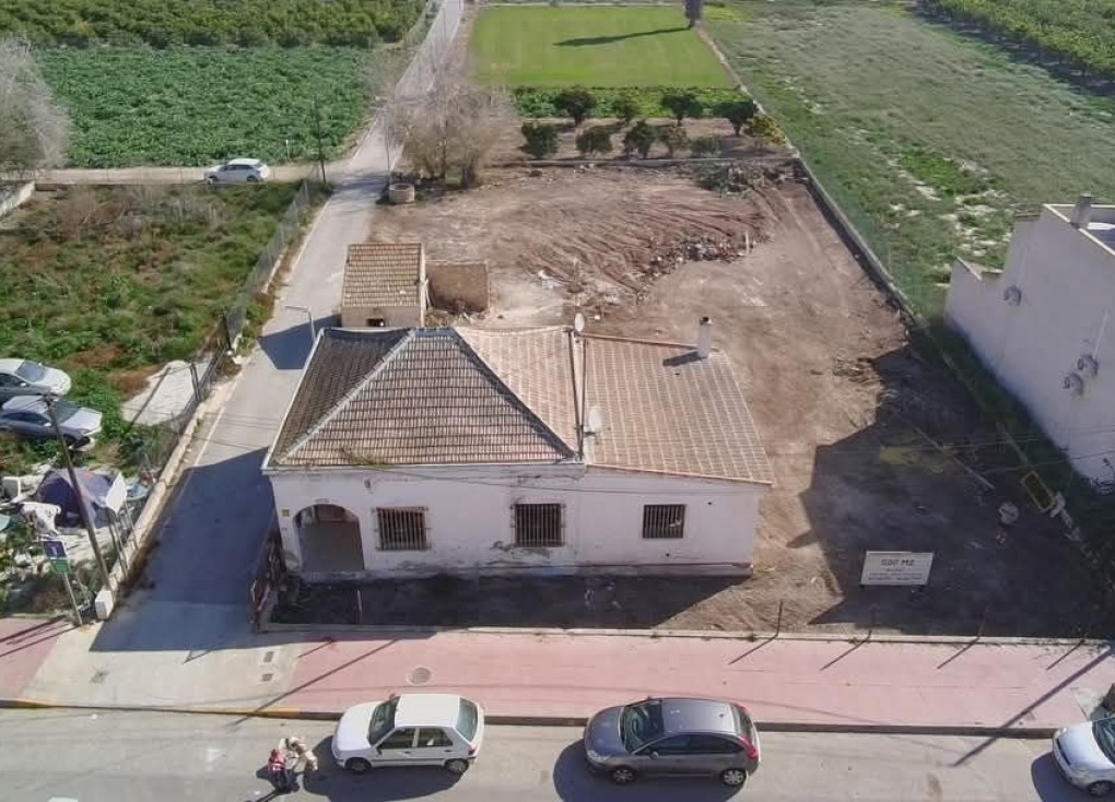 Resale - Chalet - Daya Nueva