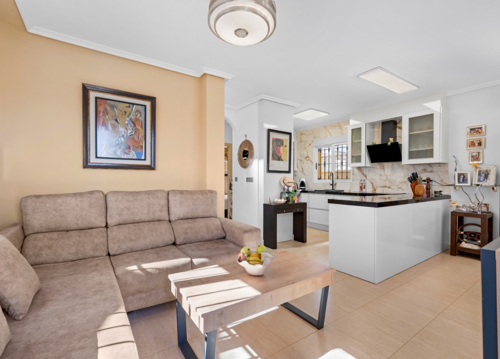 Resale - Chalet - El Raso - EL RASO