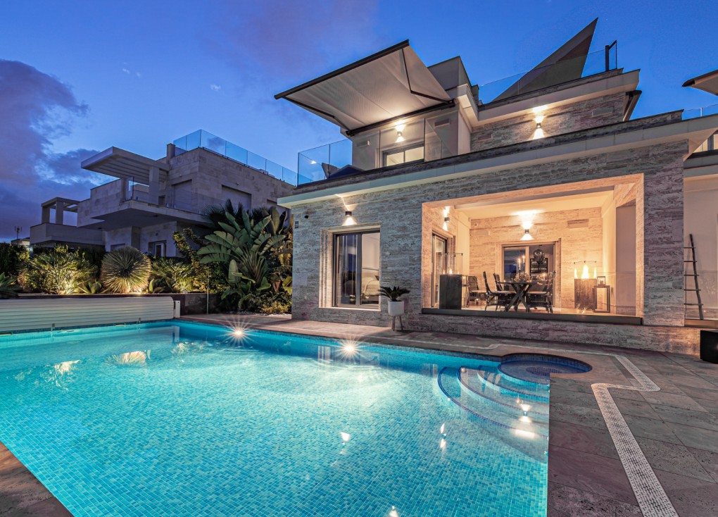 Resale - Chalet - La Zenia