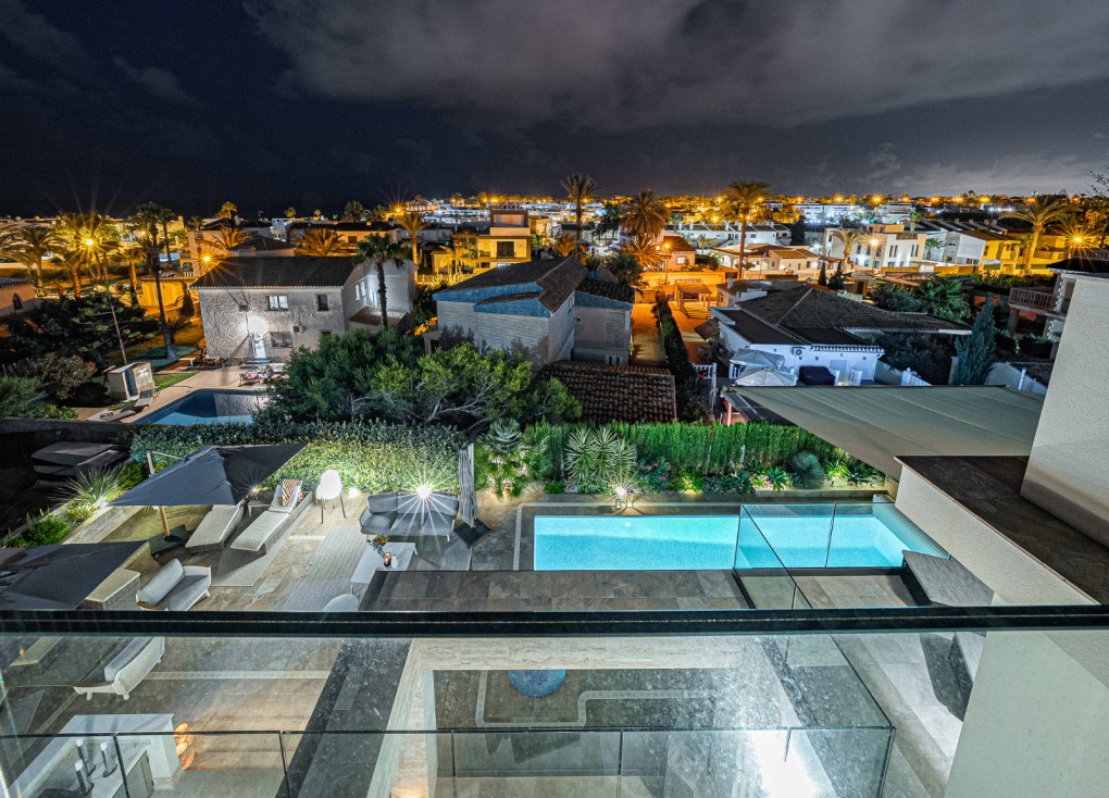 Resale - Chalet - La Zenia