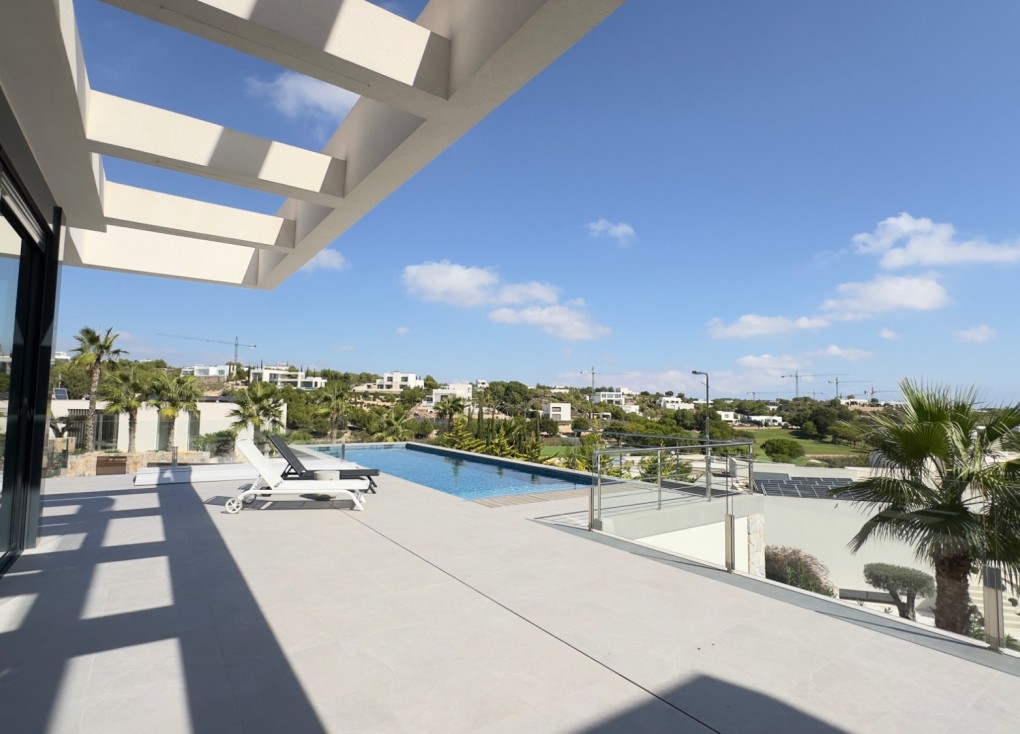 Resale - Chalet - Las Colinas
