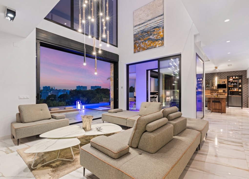 Resale - Chalet - Las Colinas