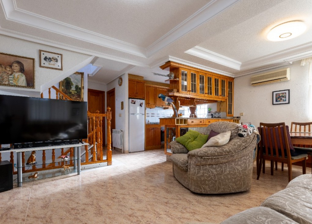 Resale - Chalet - Los Altos