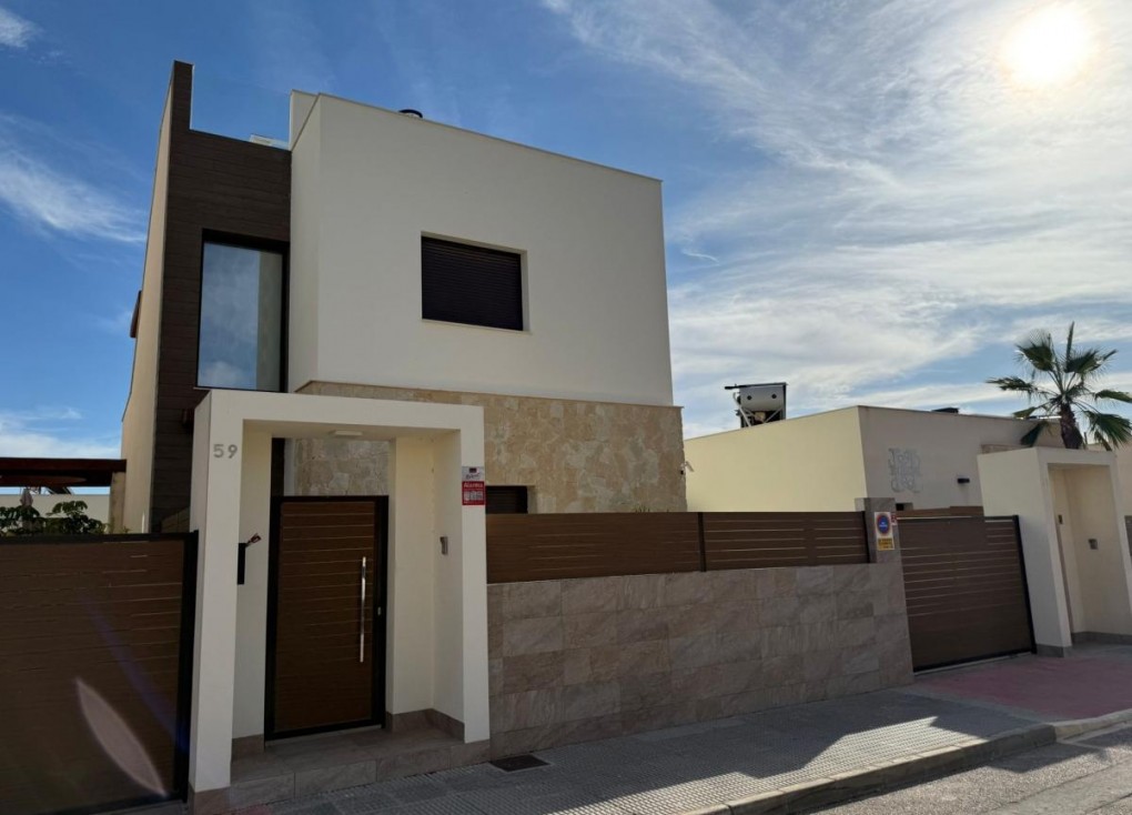 Resale - Chalet - Los Montesinos - LOS MONTESINOS
