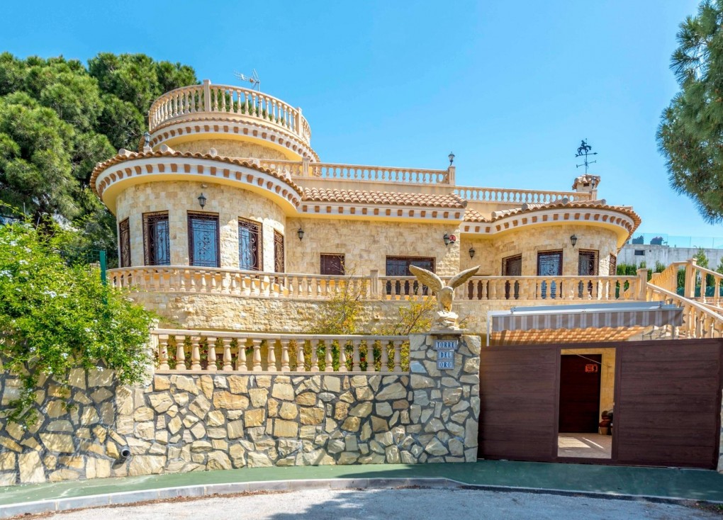Resale - Chalet - Orihuela Costa - Campoamor