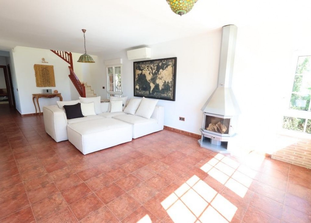 Resale - Chalet - Orihuela Costa - Villamartín