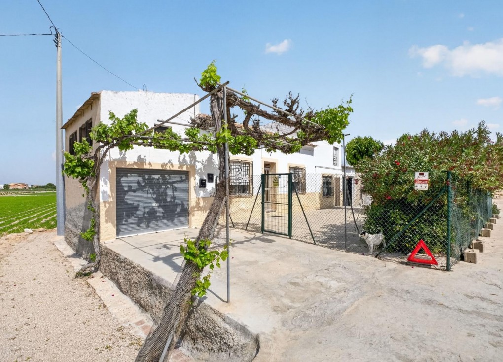 Resale - Chalet - Orihuela - Desamparados-Hurchillo-Torremendo
