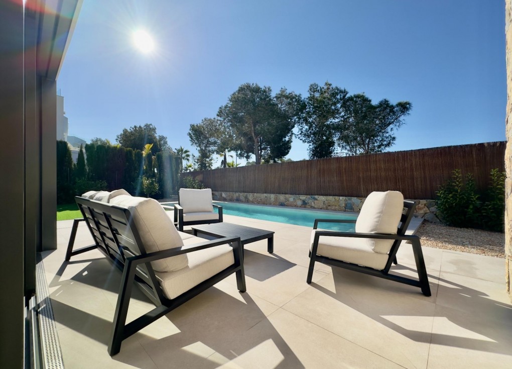 Resale - Chalet - Orihuela - Las Colinas