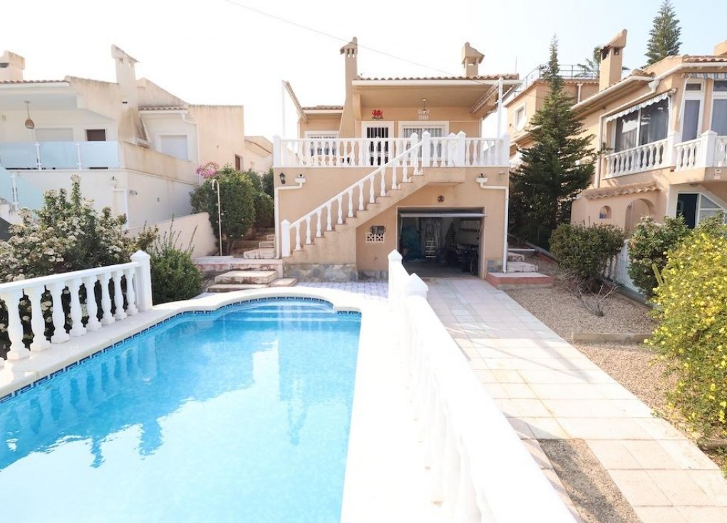 Resale - Chalet - Orihuela - Playa Flamenca