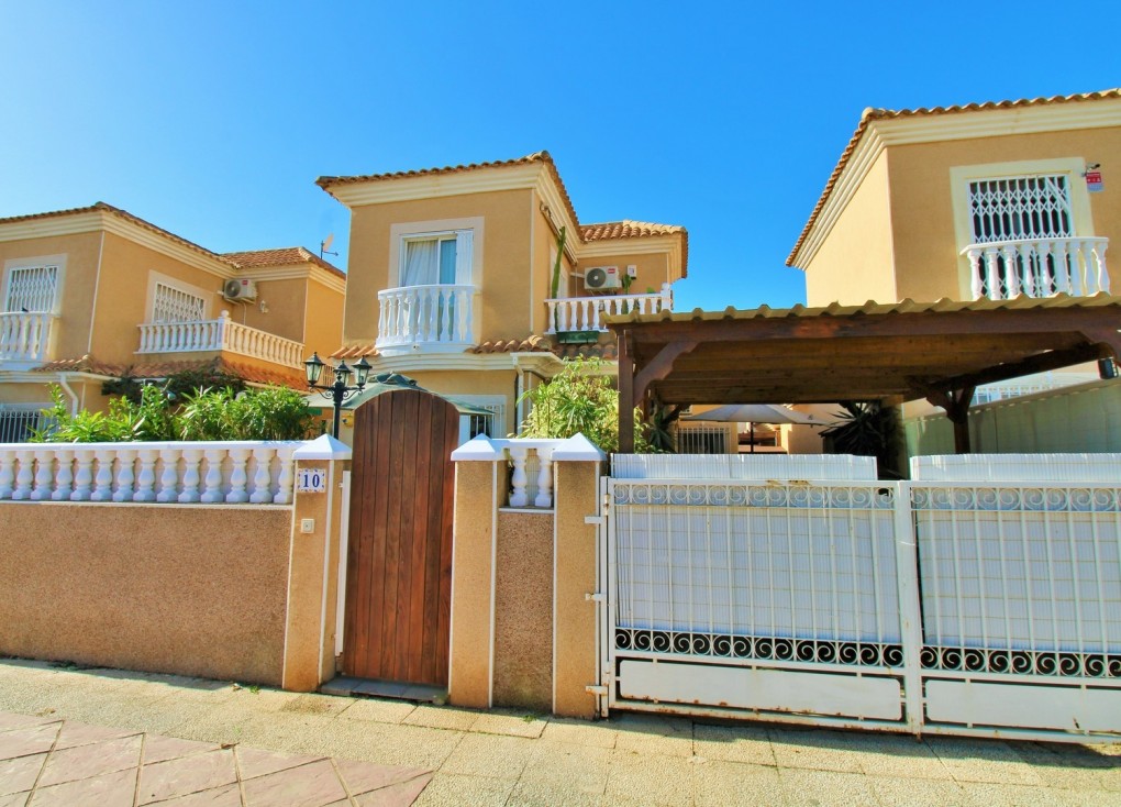 Resale - Chalet - Playa Flamenca